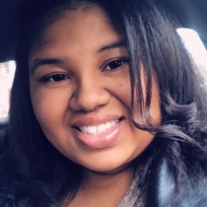 Meet your Posher, Clarissa